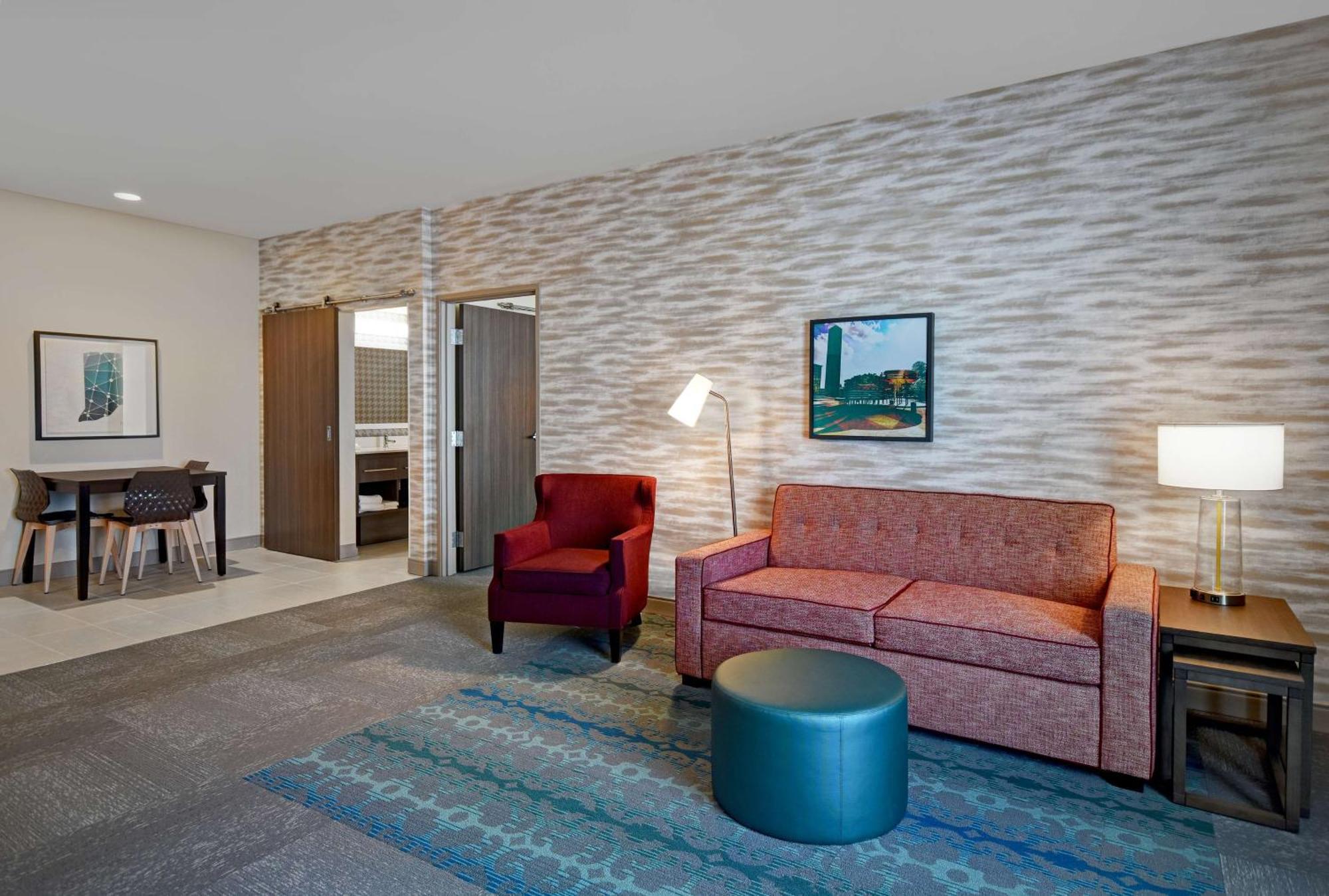 Home2 By Hilton 3*